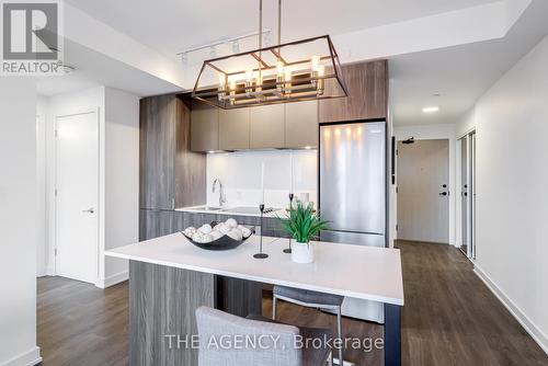 2507 - 130 River Street, Toronto, ON - Indoor Photo Showing Kitchen