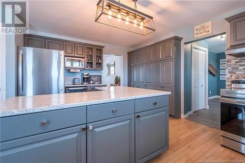 588 Guthrie Road, Bloomfield, NB - Indoor Photo Showing Kitchen