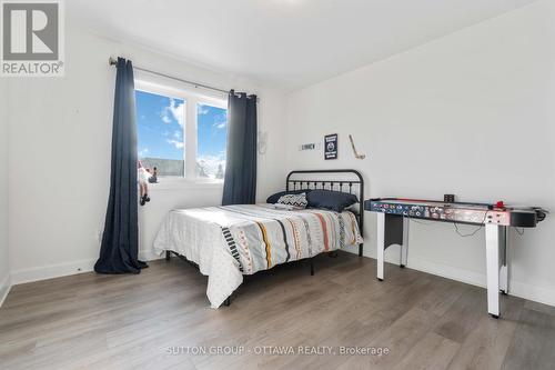 81 Victoria Street, Carleton Place, ON - Indoor Photo Showing Bedroom