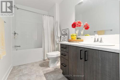 81 Victoria Street, Carleton Place, ON - Indoor Photo Showing Bathroom