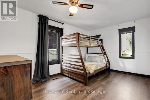 66 Withrow Avenue, Ottawa, ON - Indoor Photo Showing Bedroom