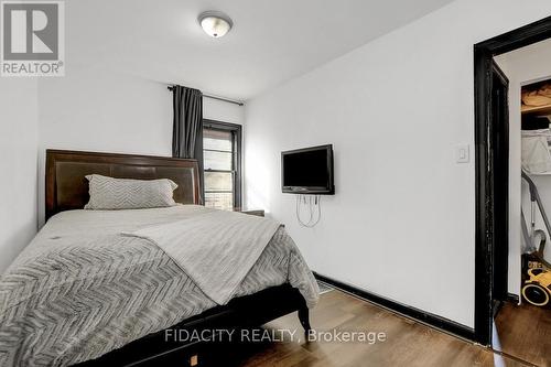 66 Withrow Avenue, Ottawa, ON - Indoor Photo Showing Bedroom