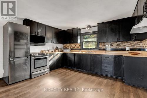 66 Withrow Avenue, Ottawa, ON - Indoor Photo Showing Kitchen