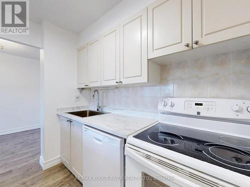 307 - 40 Bay Mills Boulevard, Toronto, ON - Indoor Photo Showing Kitchen