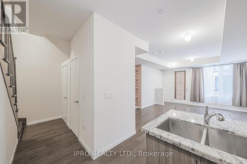 109 - 600 Alex Gardner Circle, Aurora, ON - Indoor