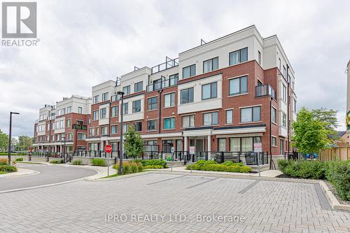 109 - 600 Alex Gardner Circle, Aurora, ON - Outdoor With Facade