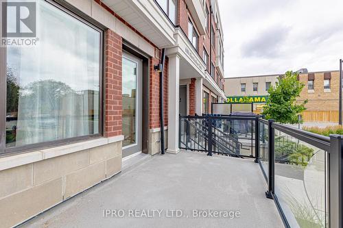 109 - 600 Alex Gardner Circle, Aurora, ON - Outdoor