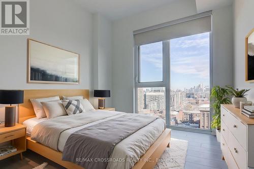 Lph3 - 270 Dufferin Street, Toronto, ON - Indoor Photo Showing Bedroom