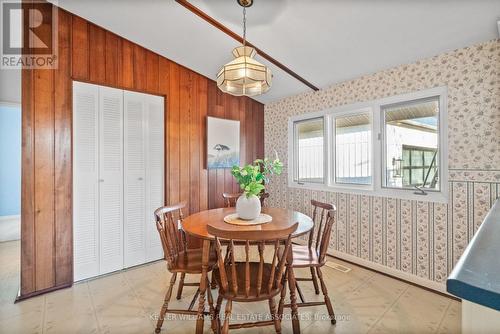 118 West 19Th Street, Hamilton, ON - Indoor Photo Showing Dining Room