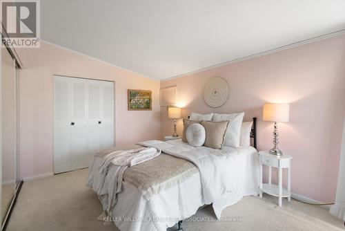 118 West 19Th Street, Hamilton, ON - Indoor Photo Showing Bedroom