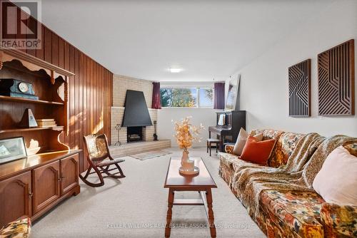 118 West 19Th Street, Hamilton, ON - Indoor Photo Showing Living Room