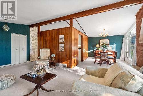 118 West 19Th Street, Hamilton, ON - Indoor Photo Showing Living Room With Fireplace