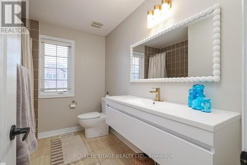 2493 Earl Grey Avenue, Pickering, ON - Indoor Photo Showing Bathroom