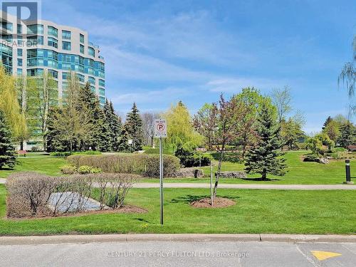 #625 - 7805 Bayview Avenue, Markham, ON - Outdoor With View