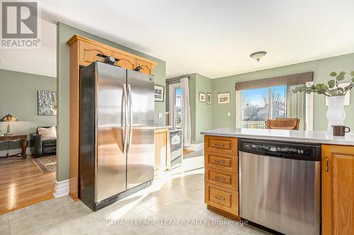 14 Garrison Drive, North Grenville, ON - Indoor Photo Showing Kitchen