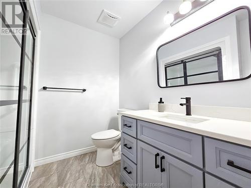 79 Blackacre Crescent, Tilbury, ON - Indoor Photo Showing Bathroom