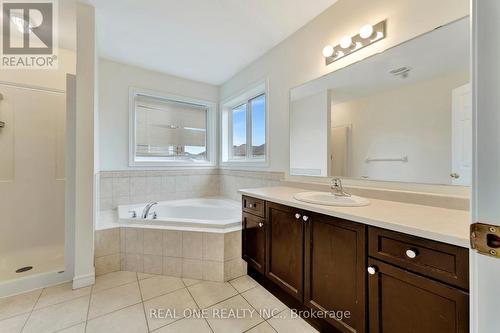 A - 104 Norma Crescent, Guelph, ON - Indoor Photo Showing Bathroom