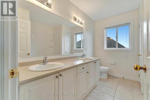 A - 104 Norma Crescent, Guelph, ON - Indoor Photo Showing Bathroom