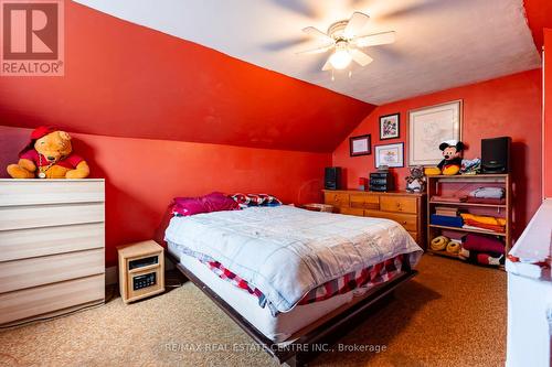 326 Andrew Street, Shelburne, ON - Indoor Photo Showing Bedroom