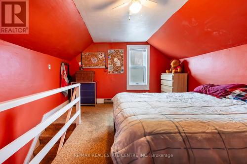 326 Andrew Street, Shelburne, ON - Indoor Photo Showing Bedroom