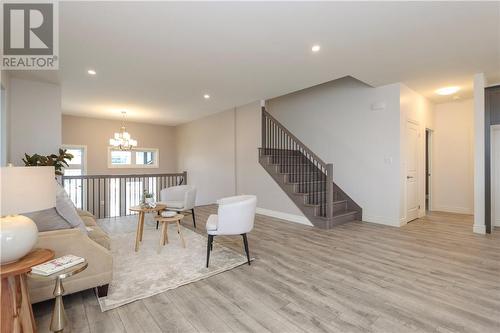 30 Noah Court, Sudbury, ON - Indoor Photo Showing Living Room