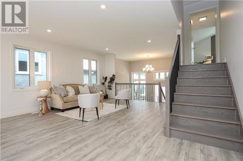 30 Noah Court, Sudbury, ON - Indoor