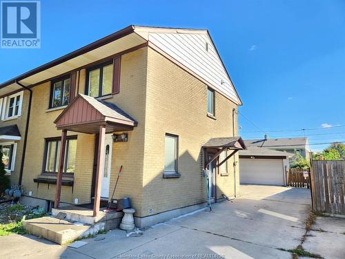 2255 Secord Avenue, Windsor, ON - Outdoor