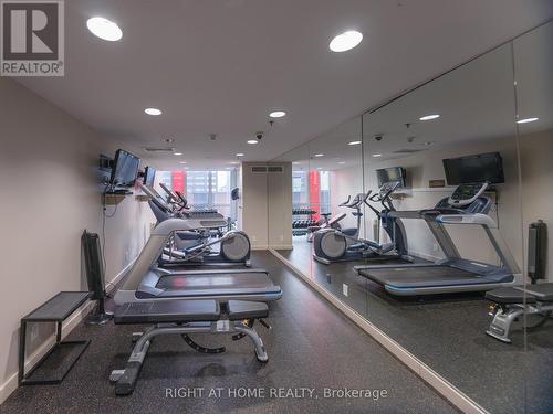 615 - 324 Laurier Avenue W, Ottawa, ON - Indoor Photo Showing Gym Room