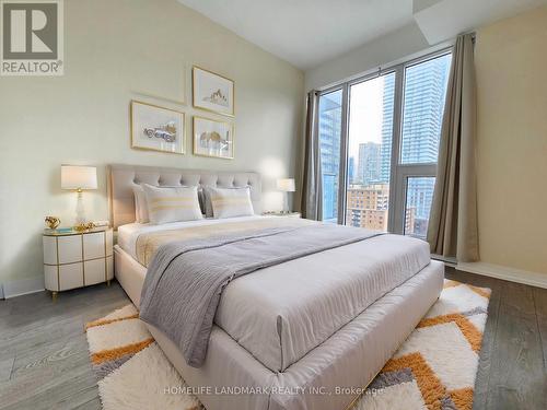 1428 - 251 Jarvis Street, Toronto, ON - Indoor Photo Showing Bedroom