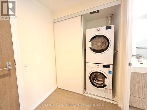 1428 - 251 Jarvis Street, Toronto, ON - Indoor Photo Showing Laundry Room