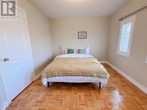 49 Pine Hollow Crescent, Vaughan, ON - Indoor Photo Showing Bedroom