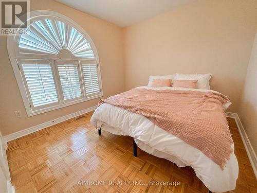 49 Pine Hollow Crescent, Vaughan, ON - Indoor Photo Showing Bedroom