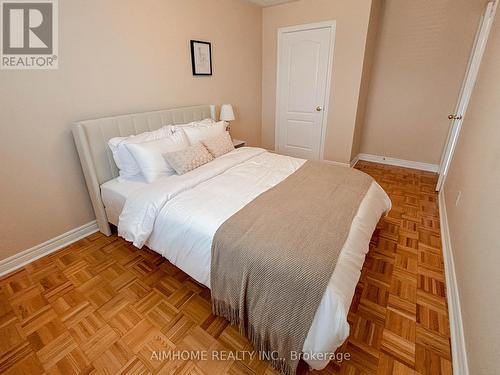 49 Pine Hollow Crescent, Vaughan, ON - Indoor Photo Showing Bedroom