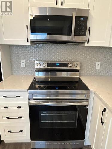 416 - 480 Gordon Krantz Avenue, Milton, ON - Indoor Photo Showing Kitchen With Stainless Steel Kitchen With Upgraded Kitchen