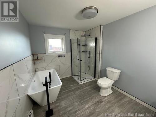 383 Rue Principale Street, Eel River Crossing, NB - Indoor Photo Showing Bathroom