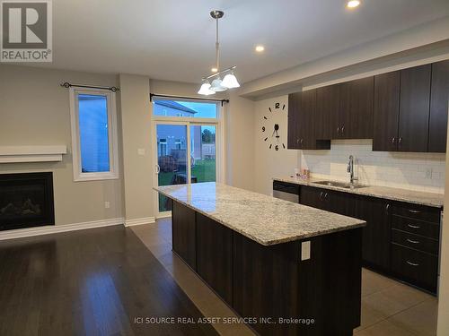 193 Kimpton Drive, Ottawa, ON - Indoor Photo Showing Kitchen