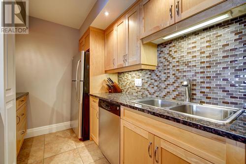 317 45 Vimy Avenue, Halifax, NS - Indoor Photo Showing Kitchen With Double Sink