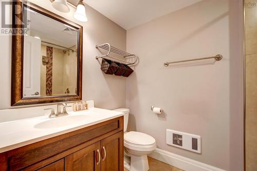 317 45 Vimy Avenue, Halifax, NS - Indoor Photo Showing Bathroom