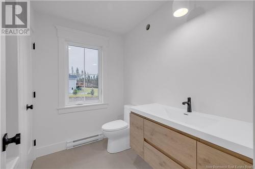 111 Mallory Street, Saint John, NB - Indoor Photo Showing Bathroom