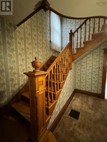 foyer - 140 Pleasant Street, Truro, NS - Indoor Photo Showing Other Room