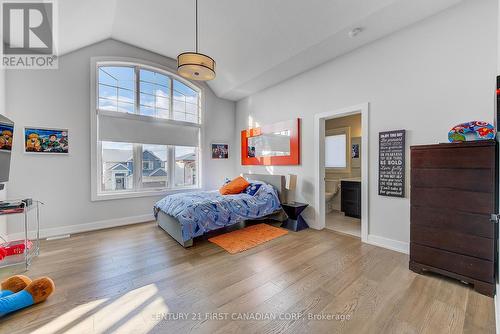 2120 Ironwood Road, London, ON - Indoor Photo Showing Bedroom