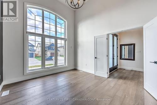 2120 Ironwood Road, London, ON - Indoor Photo Showing Other Room