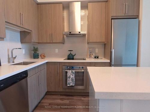 2005-2087 Fairview St, Burlington, ON - Indoor Photo Showing Kitchen