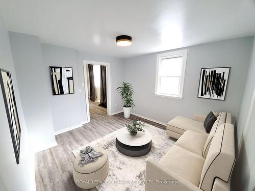 418 Margueretta St, Toronto, ON - Indoor Photo Showing Living Room