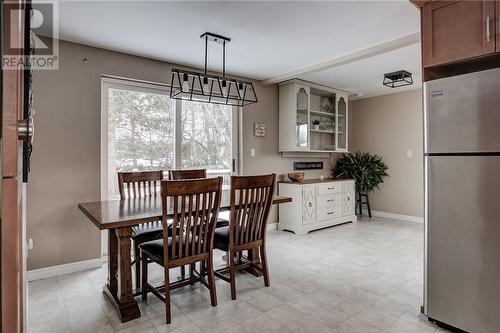 3048 Algonquin Road, Greater Sudbury, ON - Indoor Photo Showing Dining Room