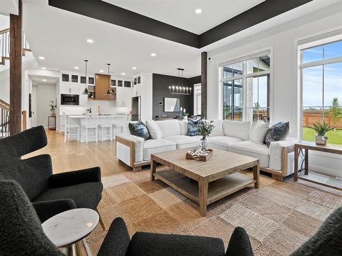 6 Ammeter Bay, Headingley, MB - Indoor Photo Showing Living Room