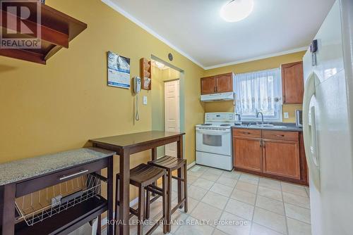 500 Third Street, London, ON - Indoor Photo Showing Kitchen