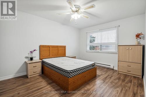 124 - 70 Cass Avenue, Toronto, ON - Indoor Photo Showing Bedroom