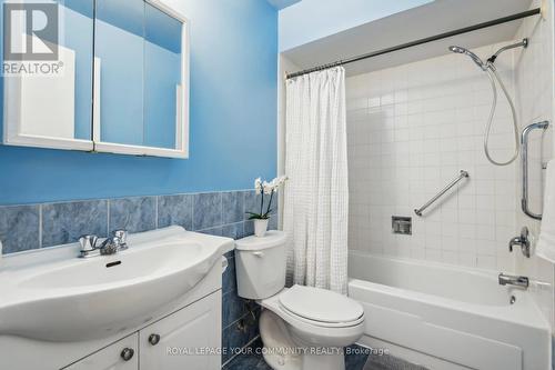 124 - 70 Cass Avenue, Toronto, ON - Indoor Photo Showing Bathroom