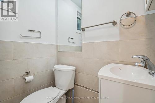 124 - 70 Cass Avenue, Toronto, ON - Indoor Photo Showing Bathroom